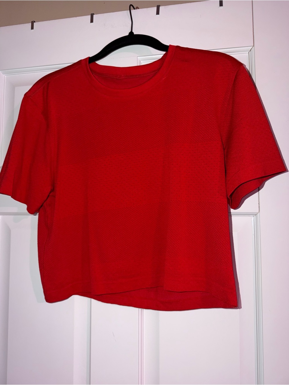 Lululemon Perforated Short Sleeve Top Oxford Red Cropped Workout Shirt 6